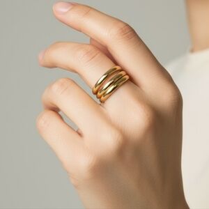 NEW Gold Band Trio Ring Set - Size 7